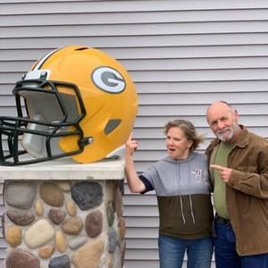 Meet your Posher, Robin bobbie